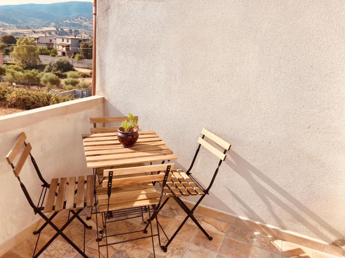 Siniscola Casa vacanze Olmo Villa Esterno foto